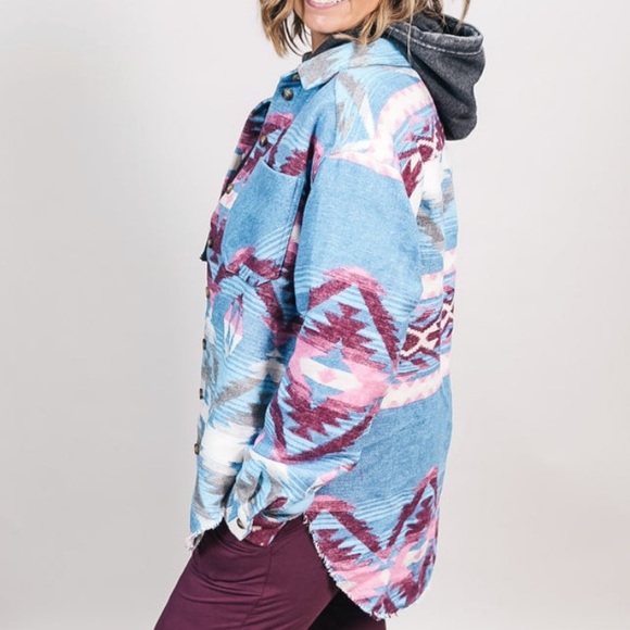 Aztec Shacket - Picture 5 of 6